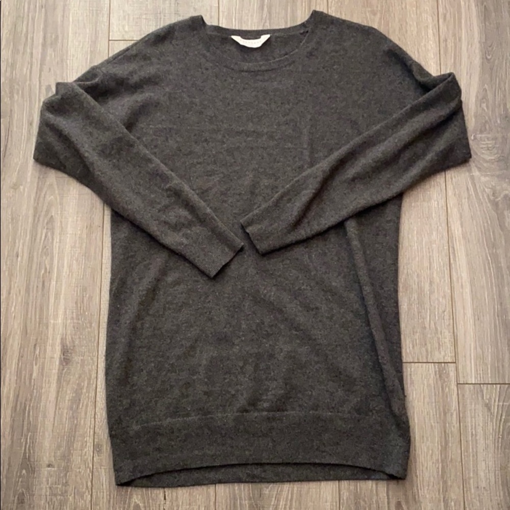 Everlane Charcoal Gray Cashmere Sweater